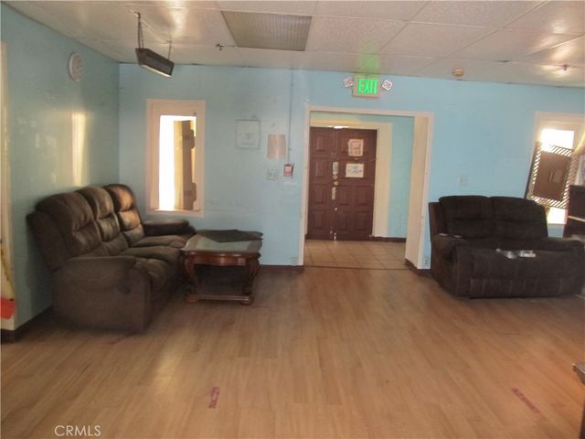 3000 Cazador, Los Angeles, CA 90065