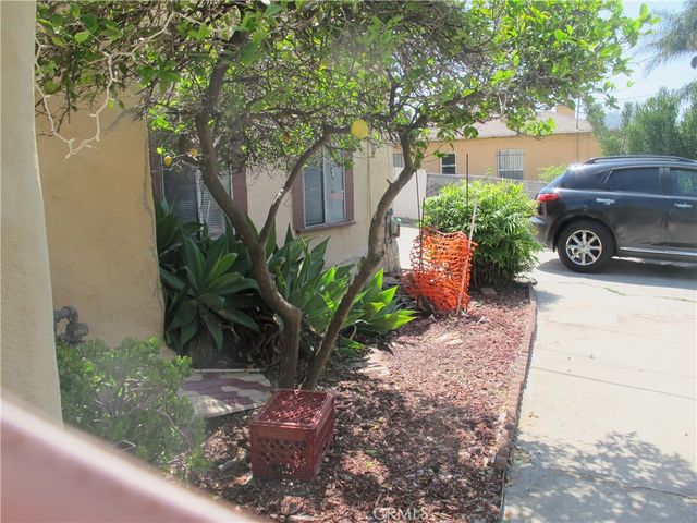 3000 Cazador, Los Angeles, CA 90065