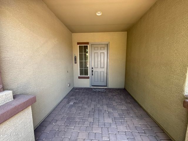 4095 E COMSTOCK Drive, Gilbert, AZ 85296