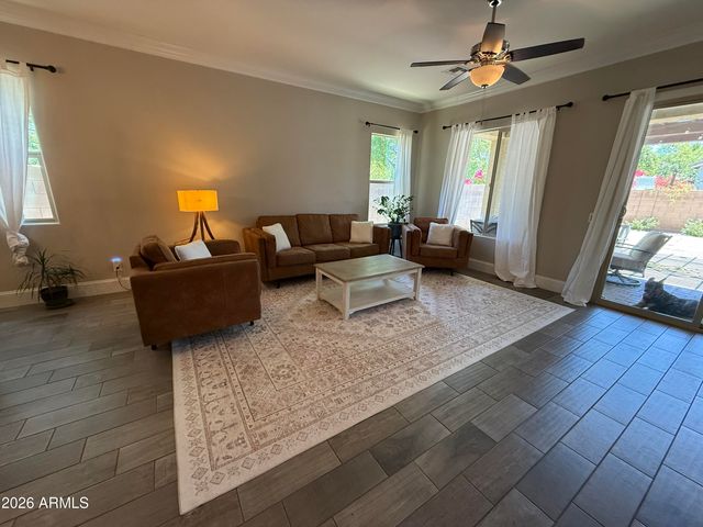 4095 E COMSTOCK Drive, Gilbert, AZ 85296