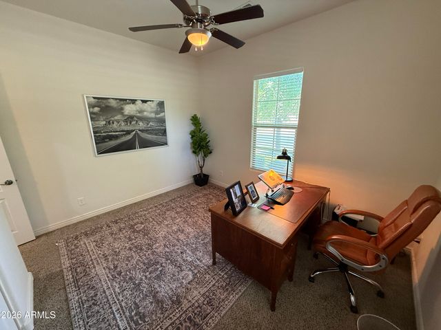 4095 E COMSTOCK Drive, Gilbert, AZ 85296