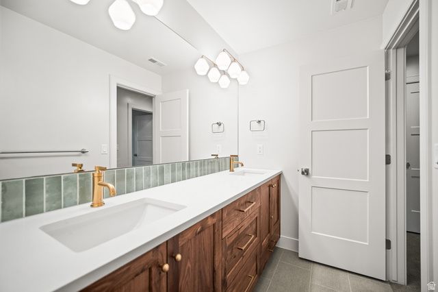 4154 E EL CAPITAN WAY, St. George, UT 84790