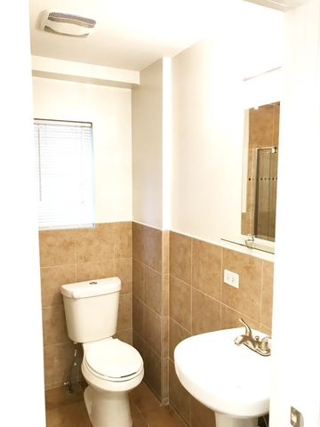 1356 N Cleveland Avenue 2, Chicago, IL 60610