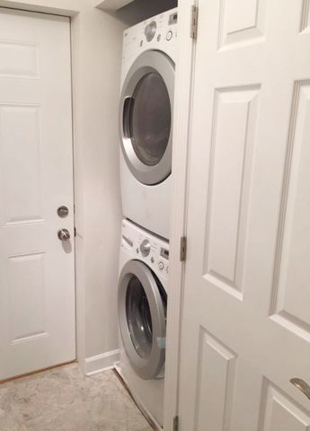 1356 N Cleveland Avenue 2, Chicago, IL 60610