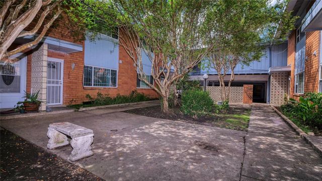 5538 Holly Street 316, Houston, TX 77081