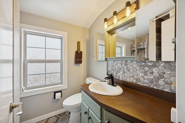 706 13th Avenue S, Saint Cloud, MN 56301