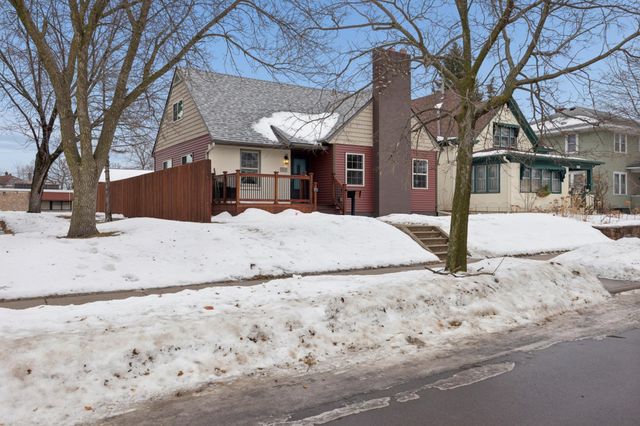 706 13th Avenue S, Saint Cloud, MN 56301