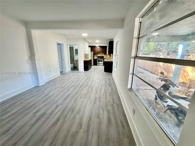 7528 NE 3rd Ct, Miami, FL 33138