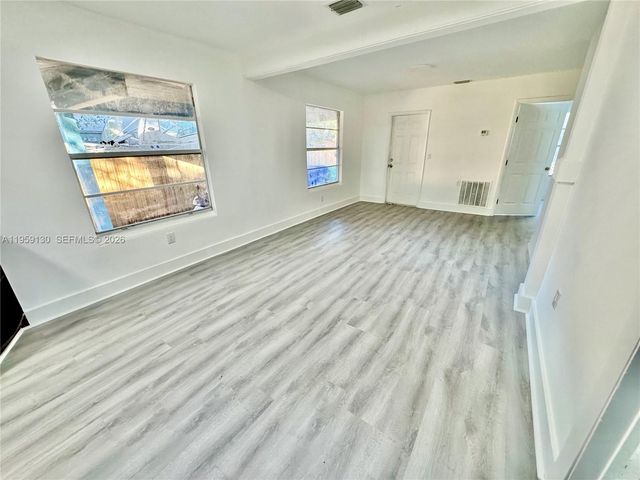 7528 NE 3rd Ct, Miami, FL 33138