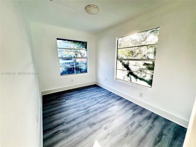 7528 NE 3rd Ct, Miami, FL 33138