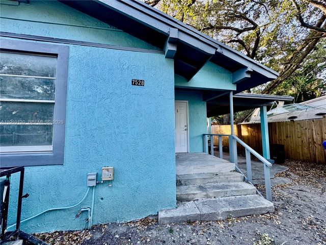 7528 NE 3rd Ct, Miami, FL 33138