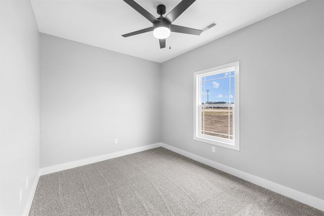 1152 Vista Sur Dr, Salina, KS 67401