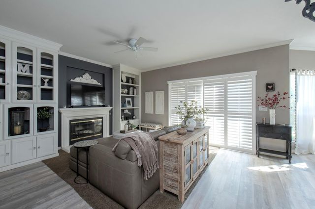 1292 E Le Parc Drive, Fresno, CA 93720