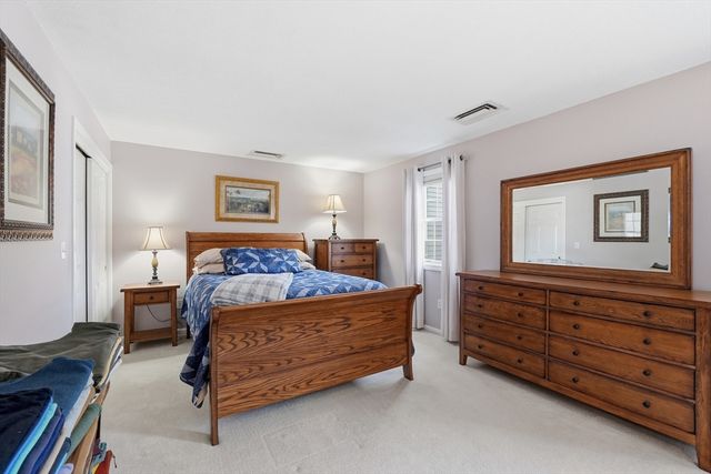 202 Torrey Ln Ext 202, Holden, MA 01520