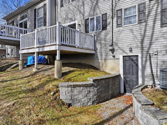 202 Torrey Ln Ext 202, Holden, MA 01520