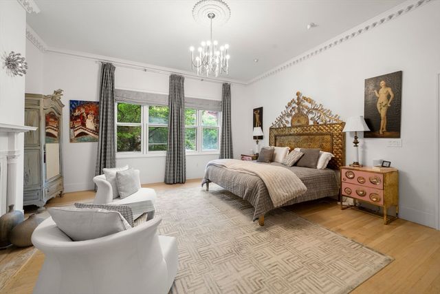 260 Beacon 4, Boston, MA 02116