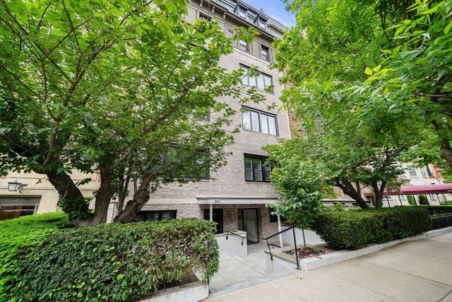 260 Beacon 4, Boston, MA 02116