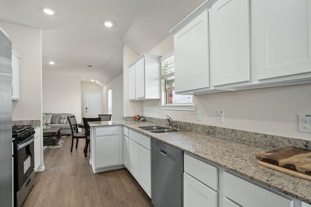 649 Lightheart Lane, Lavon, TX 75166