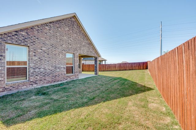 649 Lightheart Lane, Lavon, TX 75166