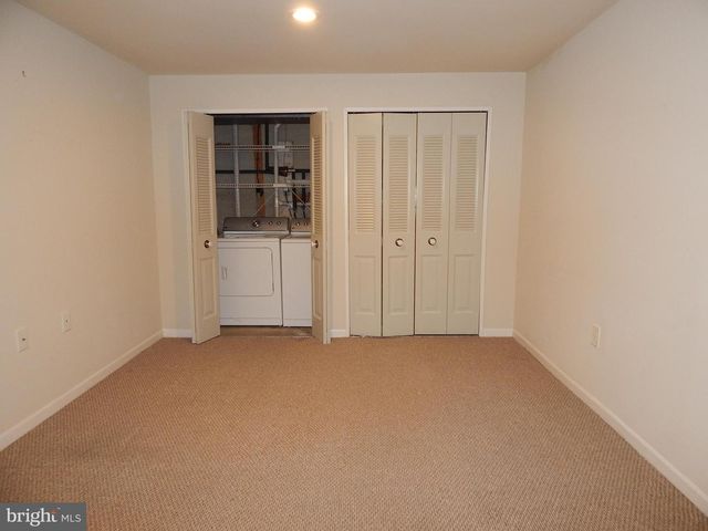 23 S FLOYD ST, Alexandria, VA 22304