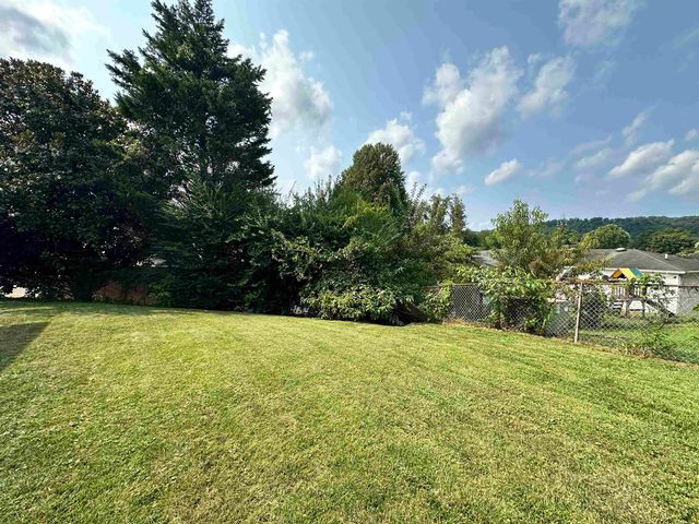 6128 Fairview Drive, Huntington, WV 25705