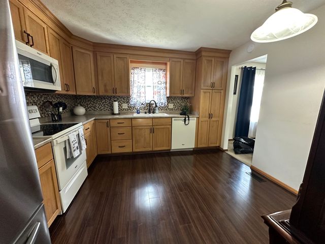 6128 Fairview Drive, Huntington, WV 25705