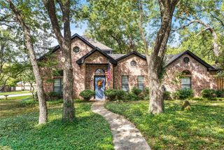 100 Middlefield Drive, Pottsboro, TX 75076