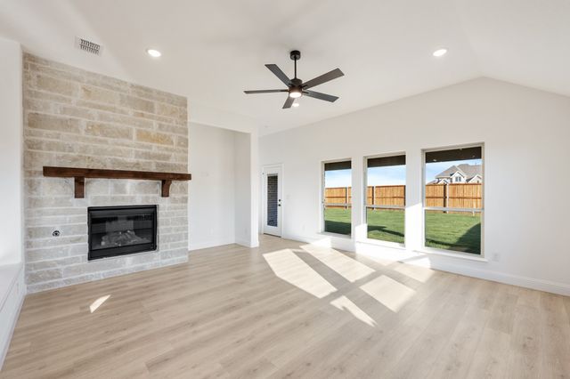 2120 Saint Annes Boulevard, Royse City, TX 75189