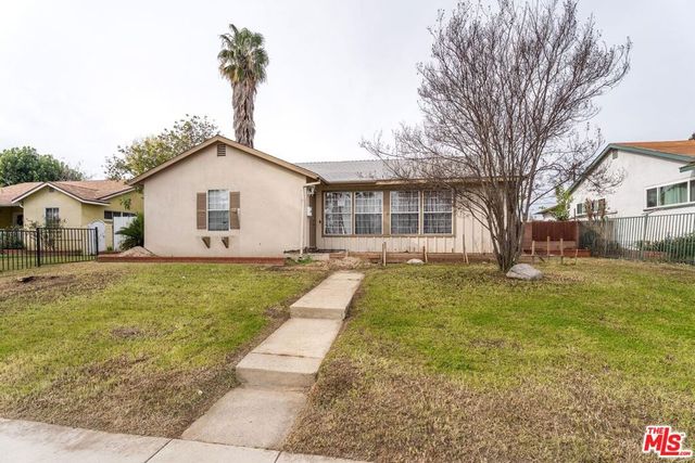 7439 Mason Avenue, Winnetka, CA 91306