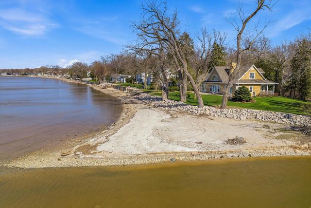 6121 SANDY, Luxemburg, WI 54217