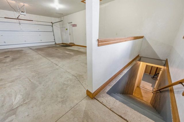6121 SANDY, Luxemburg, WI 54217