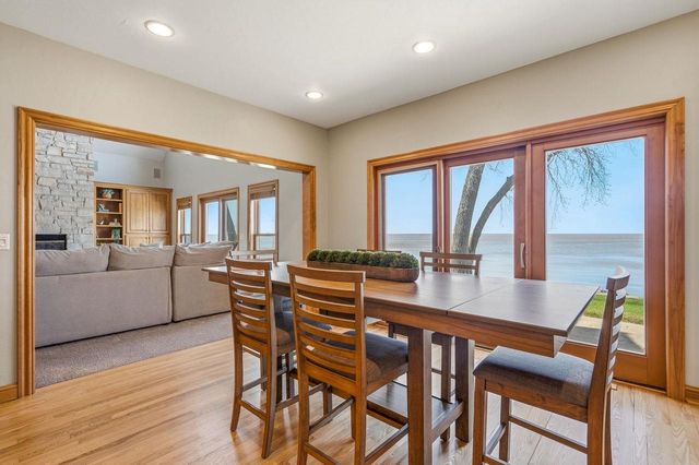 6121 SANDY, Luxemburg, WI 54217