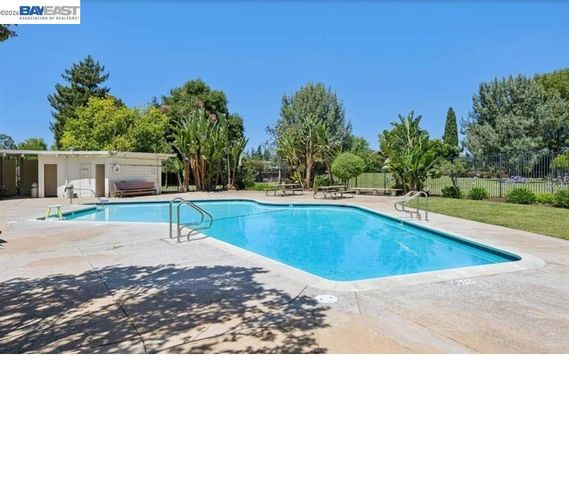 2683 Parkside Dr, Fremont, CA 94536