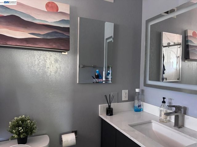 2683 Parkside Dr, Fremont, CA 94536