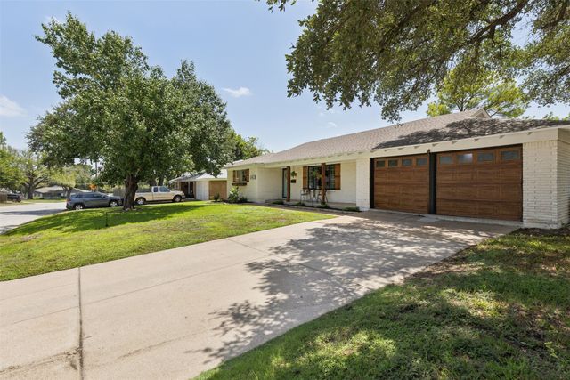 4013 Welch Avenue, Fort Worth, TX 76133