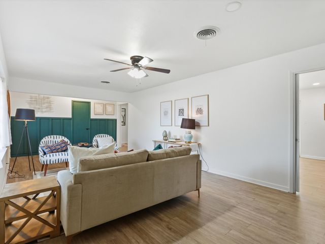 4013 Welch Avenue, Fort Worth, TX 76133