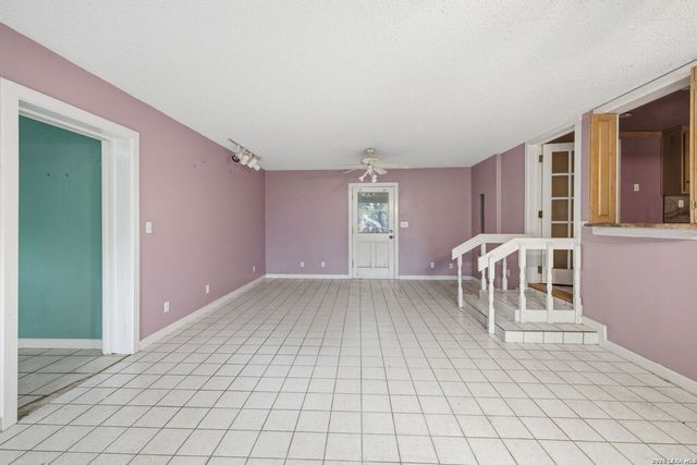 13285 ANTONIO DR, Helotes, TX 78023
