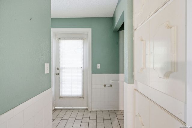 13285 ANTONIO DR, Helotes, TX 78023