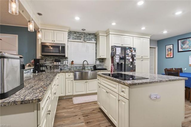 685 Churchill DR, Virginia Beach, VA 23464