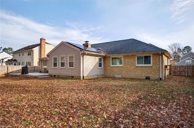 685 Churchill DR, Virginia Beach, VA 23464