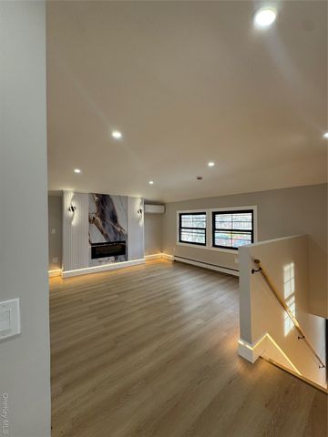 115-16 199th Street, Saint Albans, NY 11412