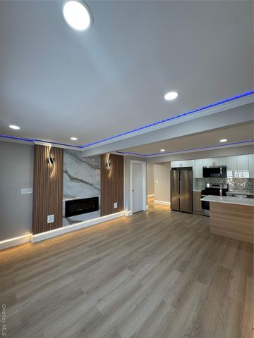 115-16 199th Street, Saint Albans, NY 11412