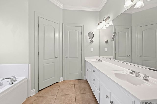 10740 Hillwood Ave, Baton Rouge, LA 70810