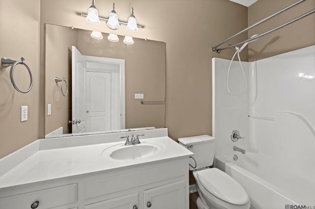 10740 Hillwood Ave, Baton Rouge, LA 70810