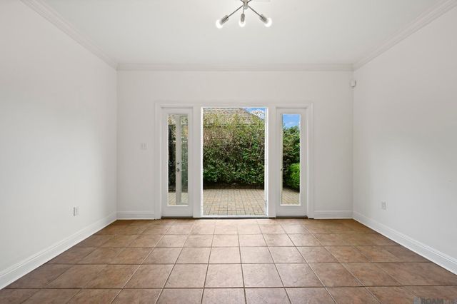 10740 Hillwood Ave, Baton Rouge, LA 70810