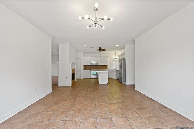 10740 Hillwood Ave, Baton Rouge, LA 70810