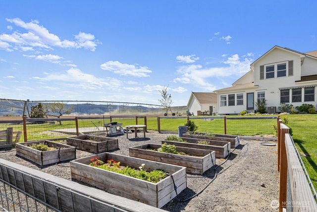 3920 Weaver Road, Ellensburg, WA 98926