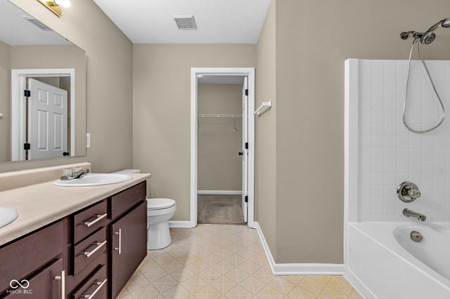 6128 Trillium Woods Court, Indianapolis, IN 46221