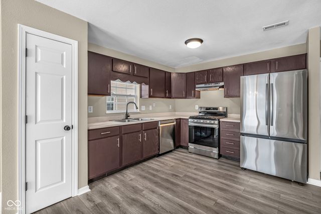 6128 Trillium Woods Court, Indianapolis, IN 46221