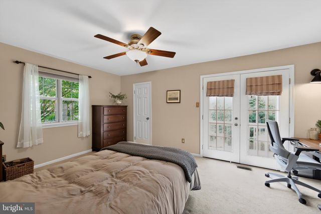 46 RAMPART DR, Chesterbrook, PA 19087
